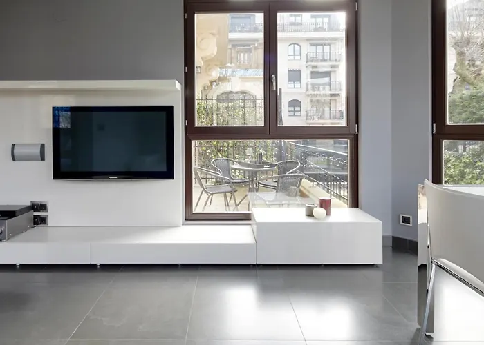 Basque By Feelfree Apartment *